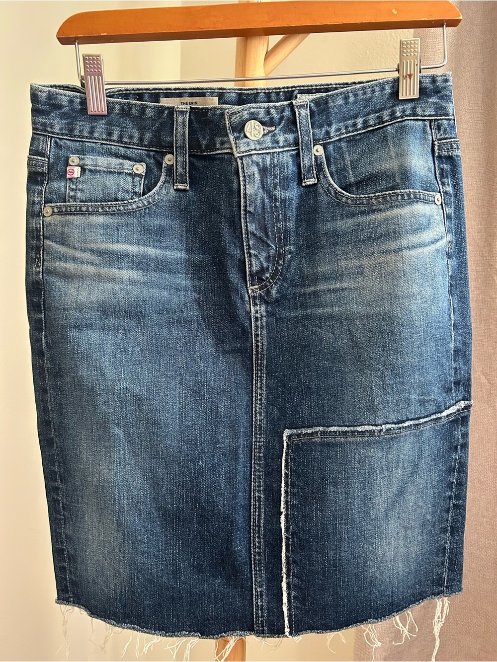 AG The Erin pencil Denim Skirt Size 27